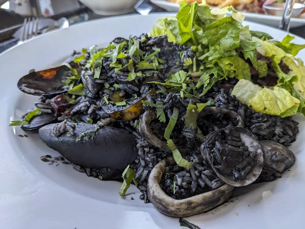 Black Paella